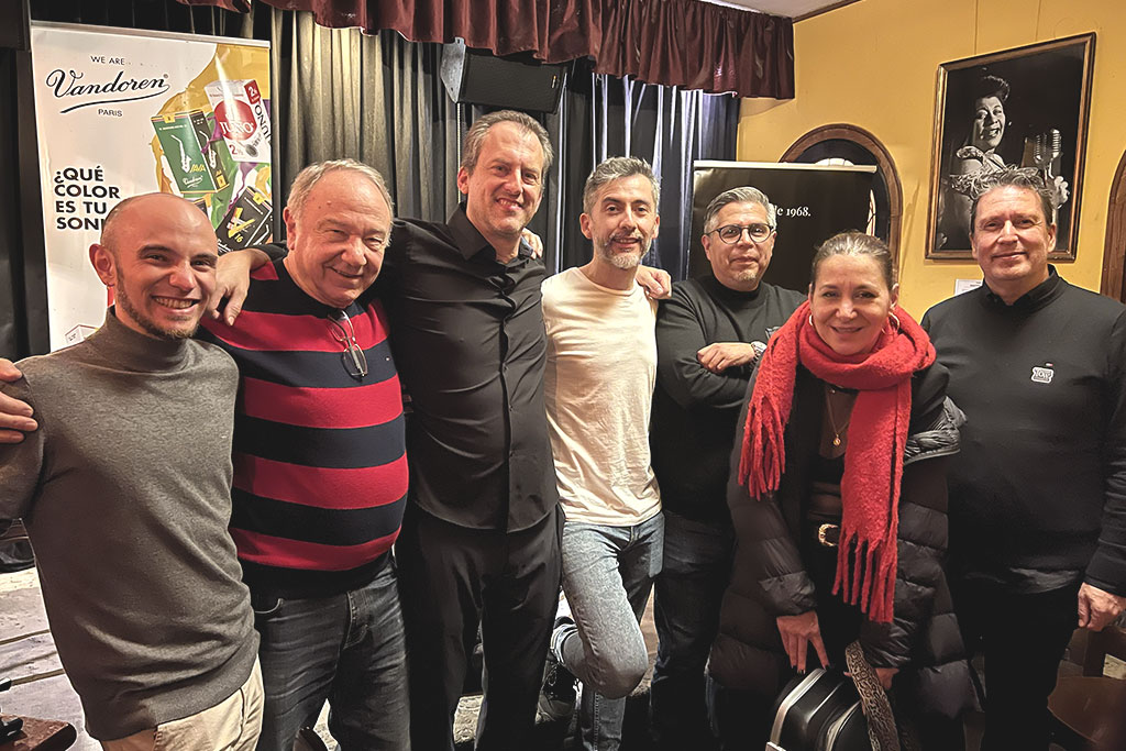 Vandojam en Virasoro Bar